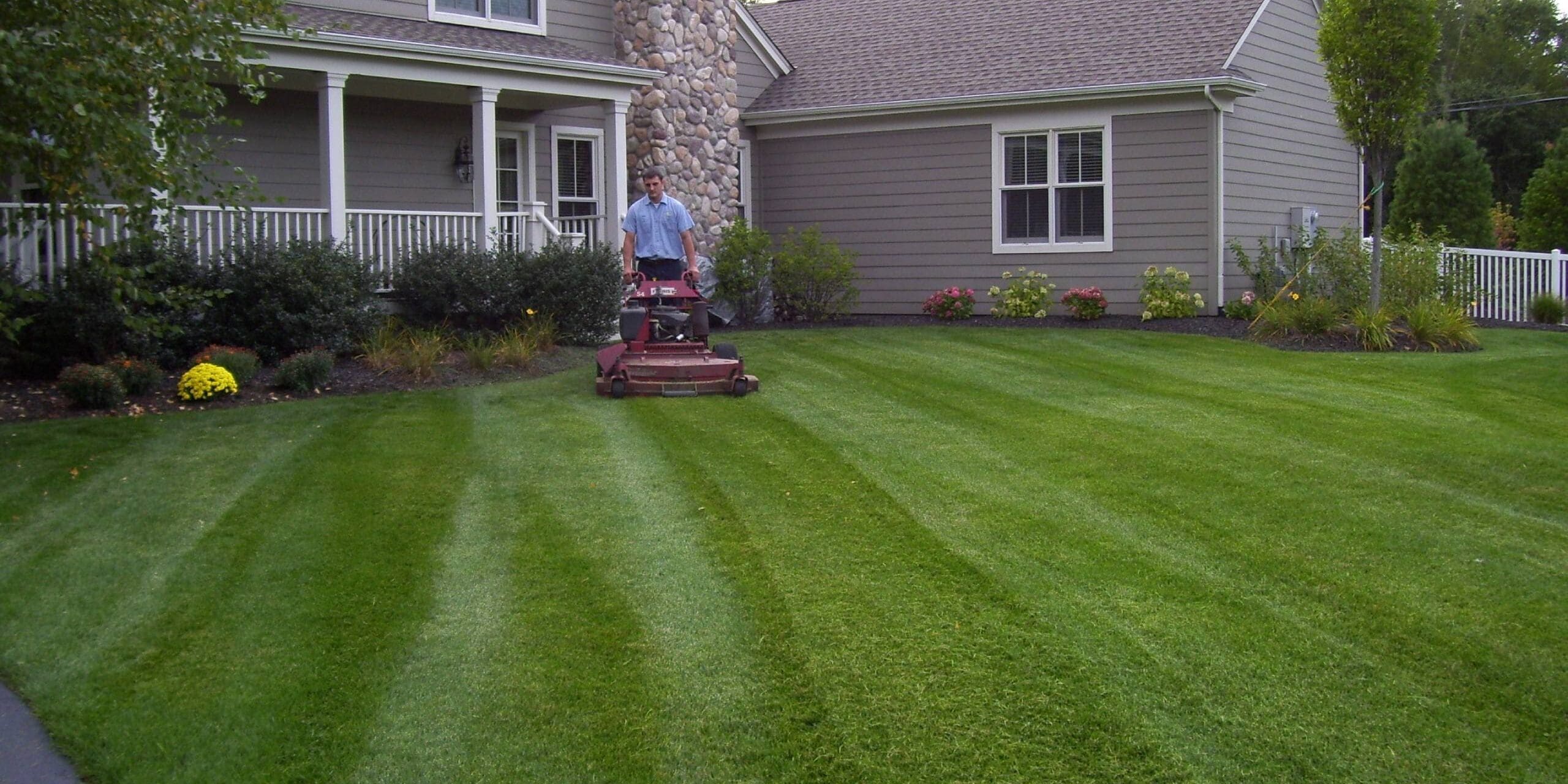 Bloomfield Township, MI Landscape Maintenance Company